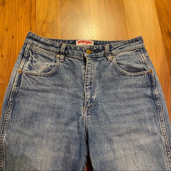Wrangler Drew High-Waisted Straight Leg Jeans - Picture 2 of 7